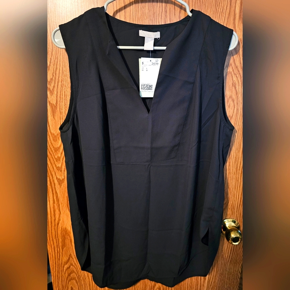 Women's Black Sleeveless Top